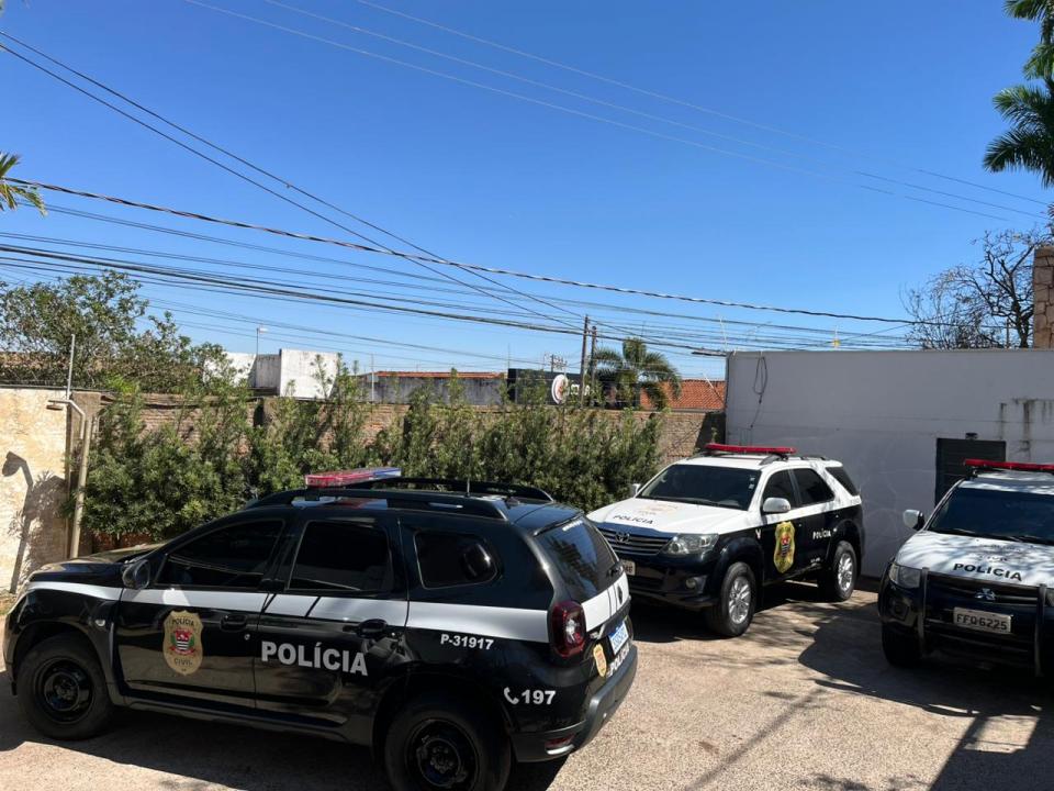 Foto 3 de 6 — Operação da DISE termina com 14 fornecedores de drogas presos e veículos apreendidos em Araraquara e região